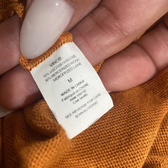 🍋 Vince Light Knit Pumpkin Spice Sweater Top Size M - Picture 6 of 7